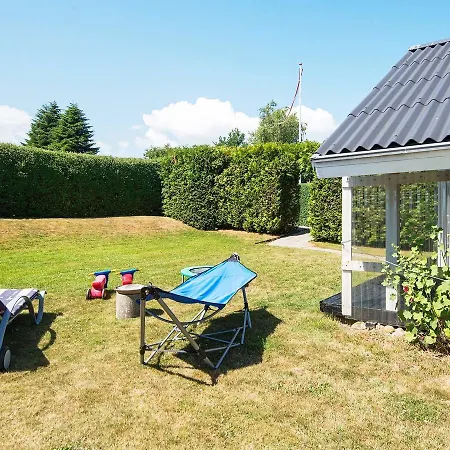 Casa de Férias Three-bedroom Holiday In 21 Hejls