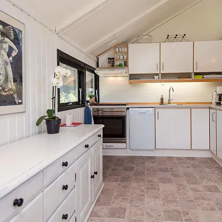 Casa de Férias Three-bedroom Holiday In 21